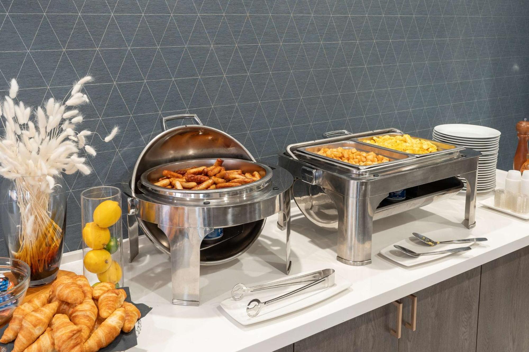 Hilton Garden Inn Toronto/Brampton Kültér fotó